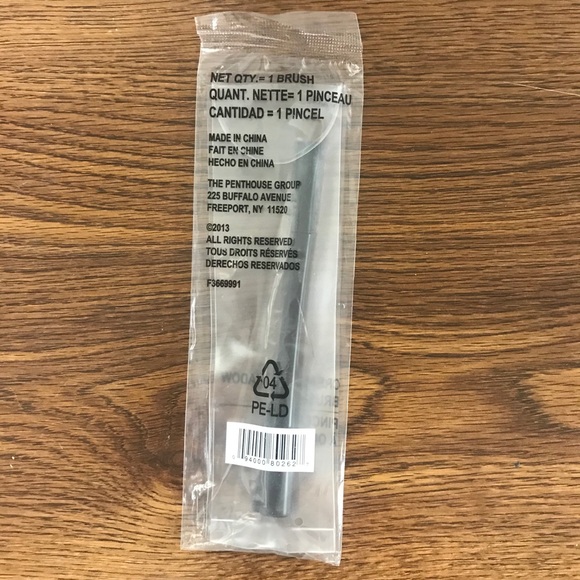 NWT Avon Cream Eye Shadow Brush - Picture 2 of 2